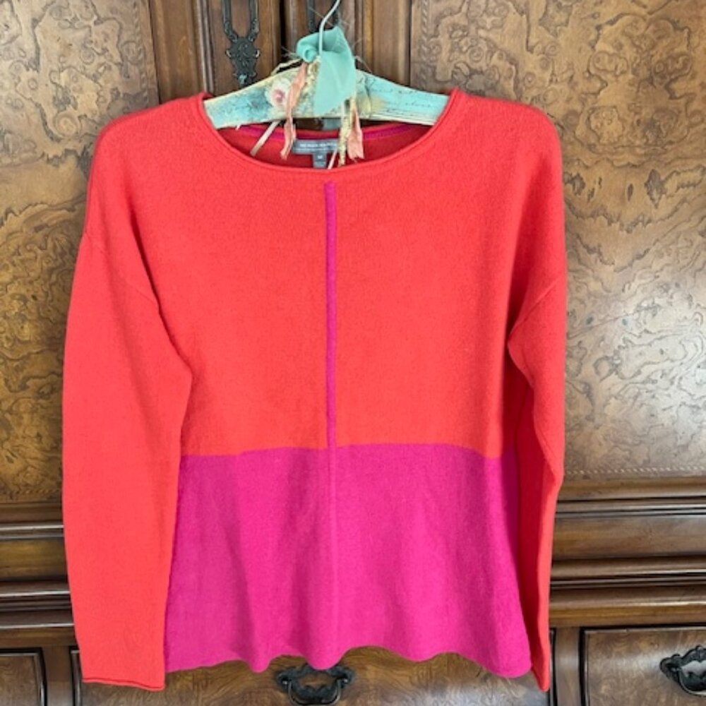 NEIMAN MARCUS CASHMERE Long Sleeve Top - Fushia & Orange - Size M